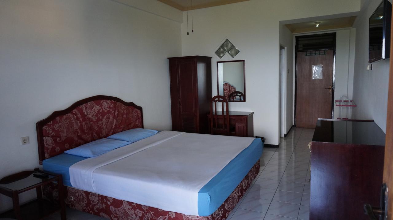 Hotel Surya Indah Batu Malang Luaran gambar